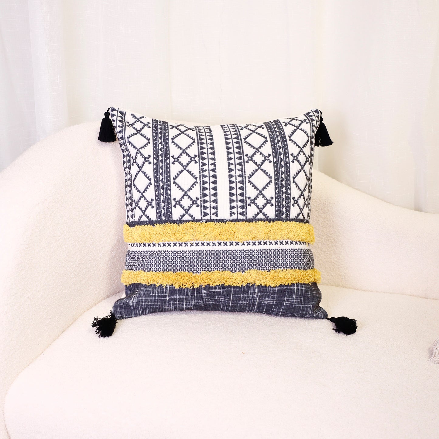 Rustora Cushion Cover